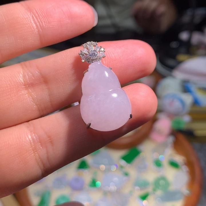 翡翠银S925镶嵌颈饰紫罗兰葫芦