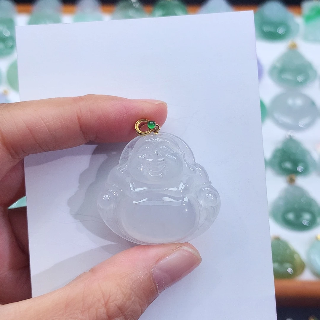 翡翠18K金镶嵌颈饰翡翠吊坠