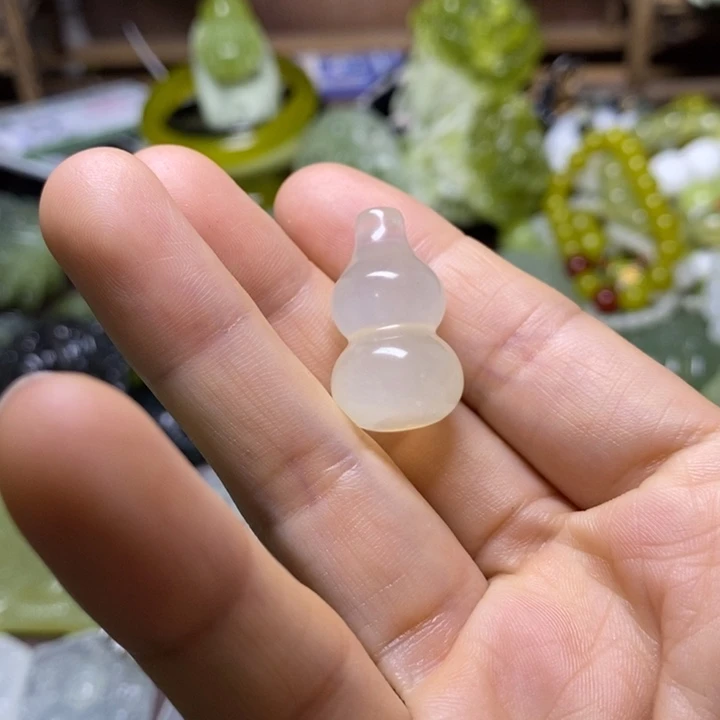 岫玉未镶嵌岫玉颈饰