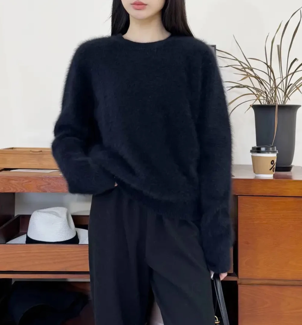 黛汐DXD【北美小动物毛】“一件过冬”高级感圆领纯色上衣