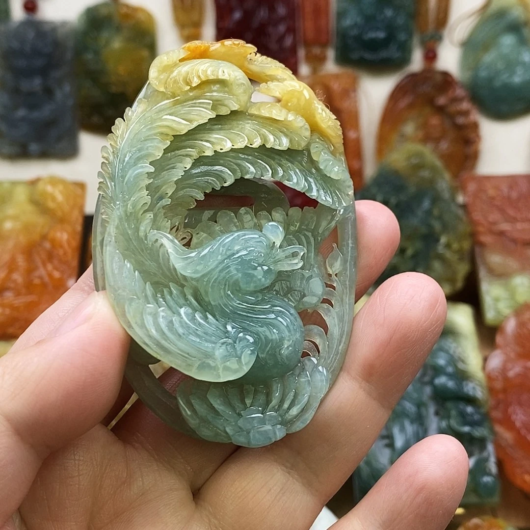 蛇纹石玉未镶嵌颈饰精品凤凰