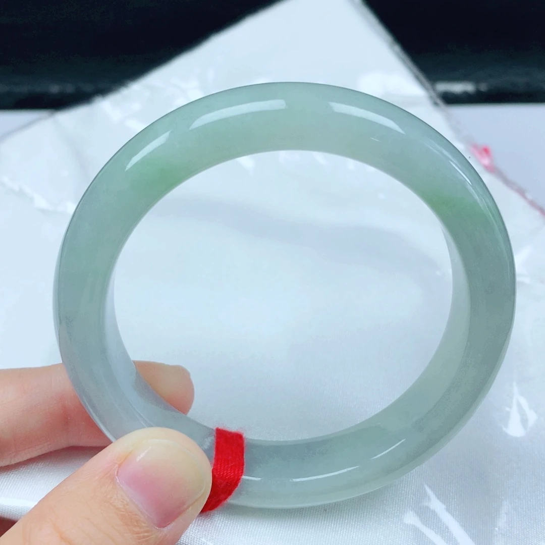 翡翠手镯未镶嵌54