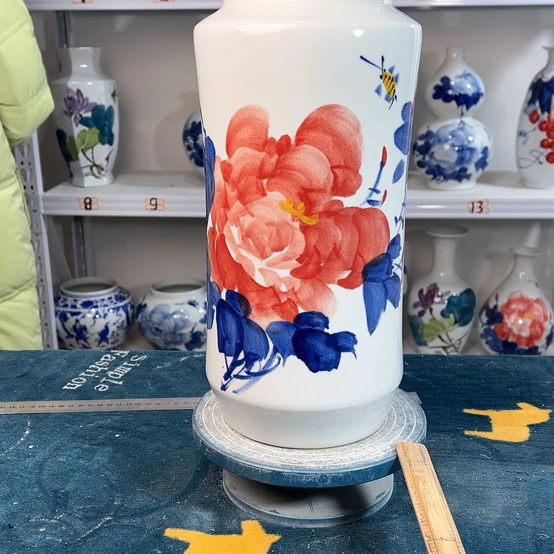 摆件景德镇陶瓷书红牡