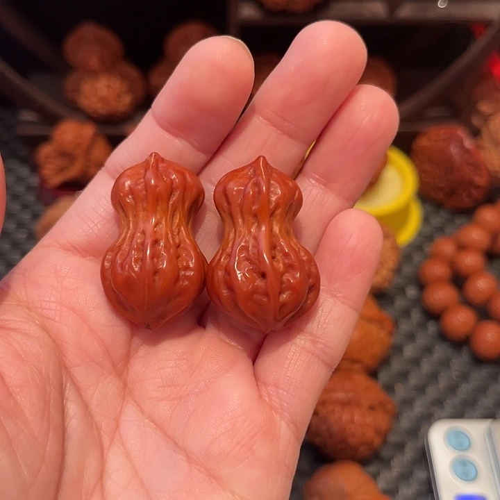 把件文玩核桃小花生