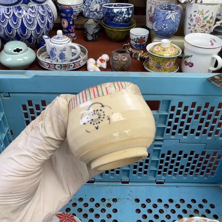 他家瓷器真美…开播了