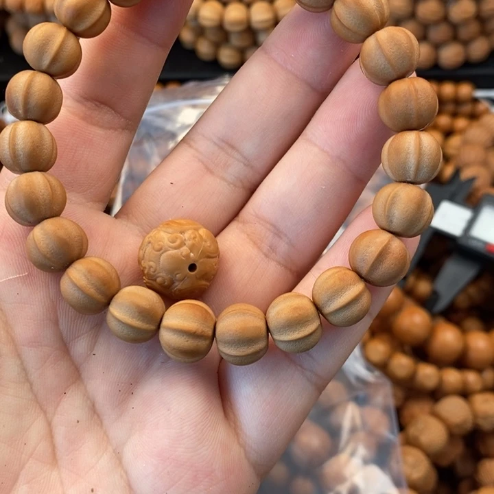 仁***敌微瑕泛油二等四化小鲨鱼+貔貅