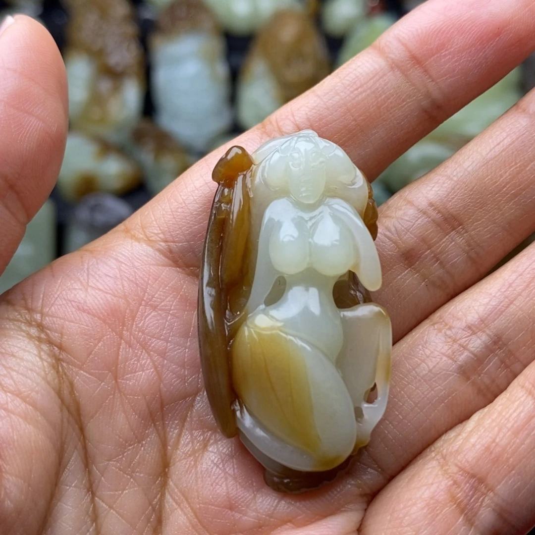 项链未镶嵌和田玉（糖玉）�*咚
