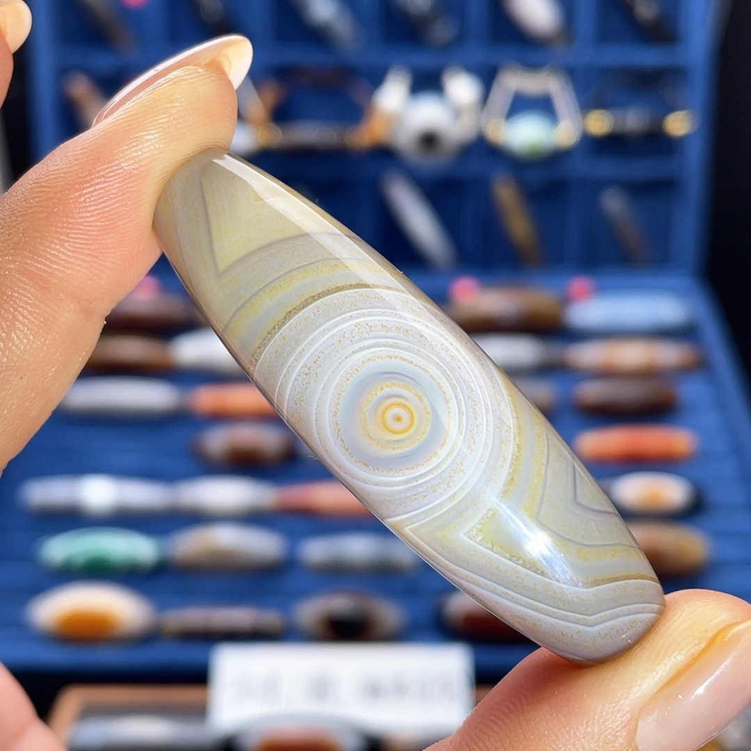 玛瑙/玉髓未镶嵌珠宝半成品