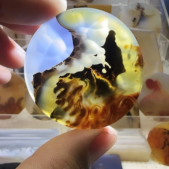 玛瑙/玉髓未镶嵌珠宝奇石