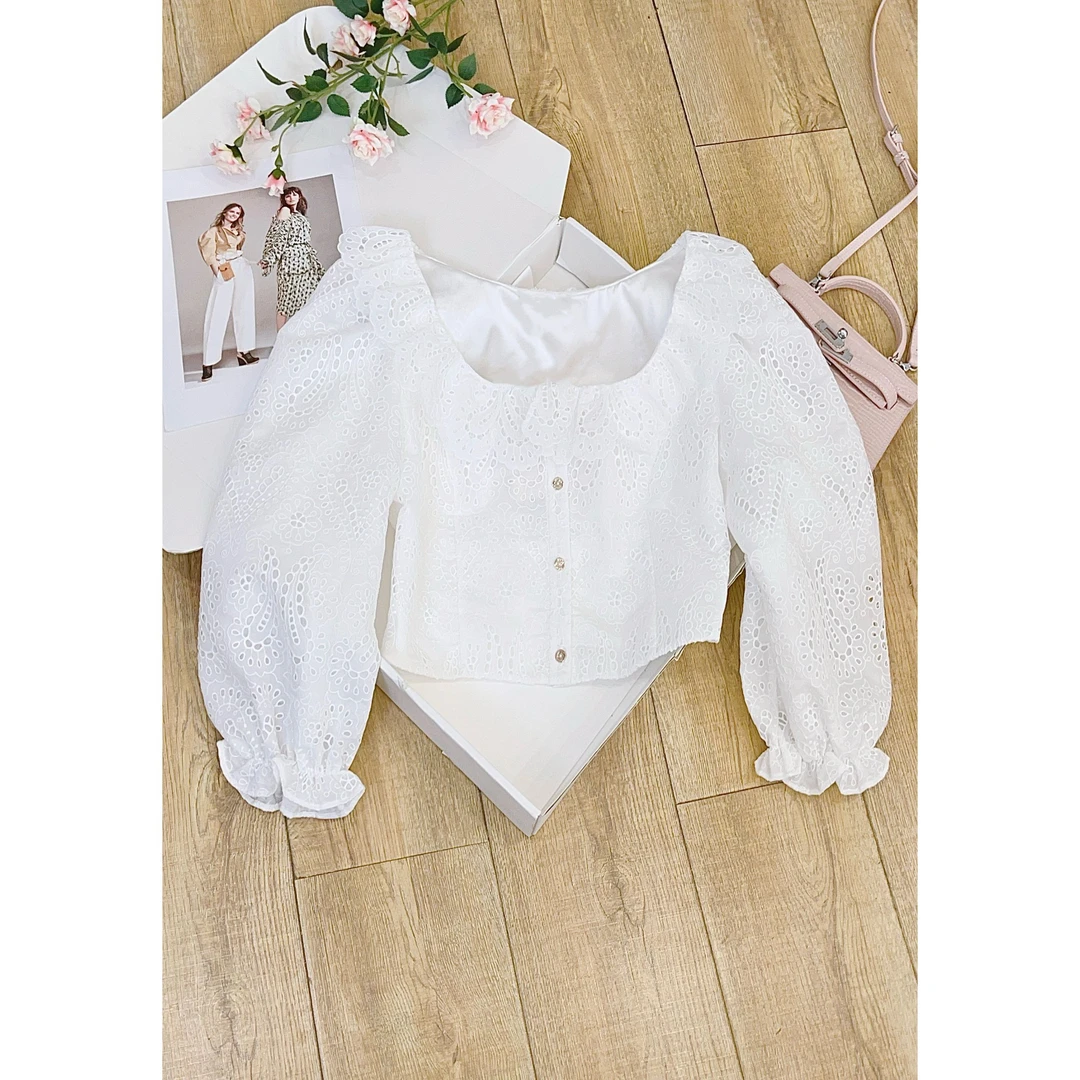 丨夏季新款白色休闲气质百搭娃娃领镂空泡泡袖衬衫 0094