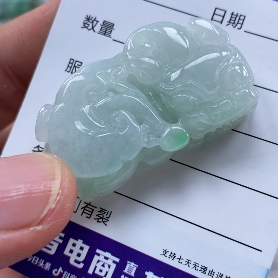 翡翠未镶嵌颈饰多人霸王貔貅吊坠