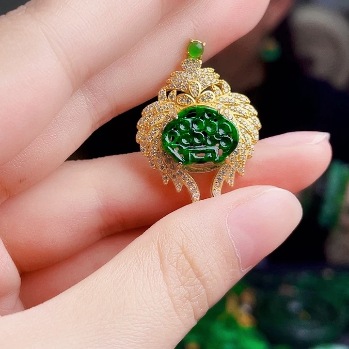 翡翠银S925镶嵌颈饰多样性