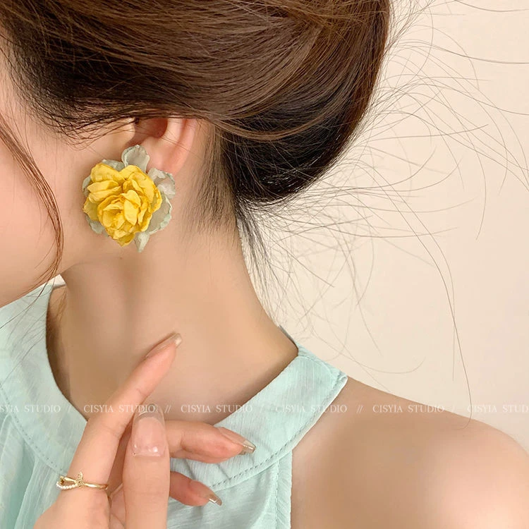 复古褶皱干枯花朵发夹女2025春新款前额侧边刘海夹古风小发卡头饰