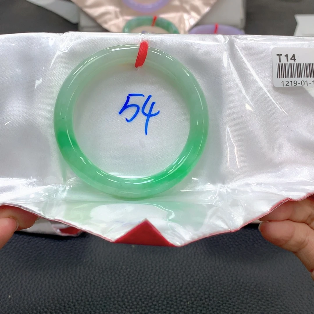 翡翠未镶嵌手镯34