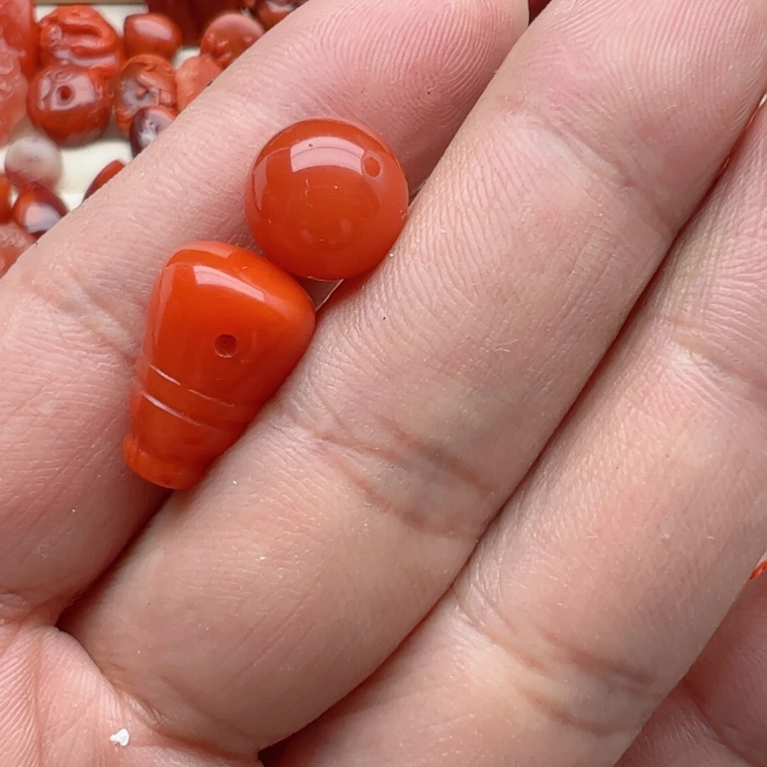 南红玛瑙配饰未镶嵌