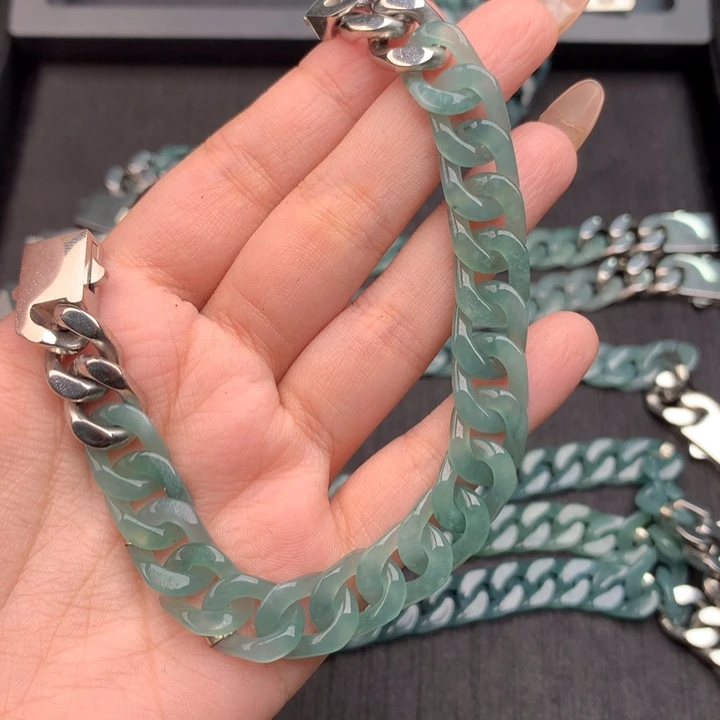 用***8翡翠未镶嵌手链008