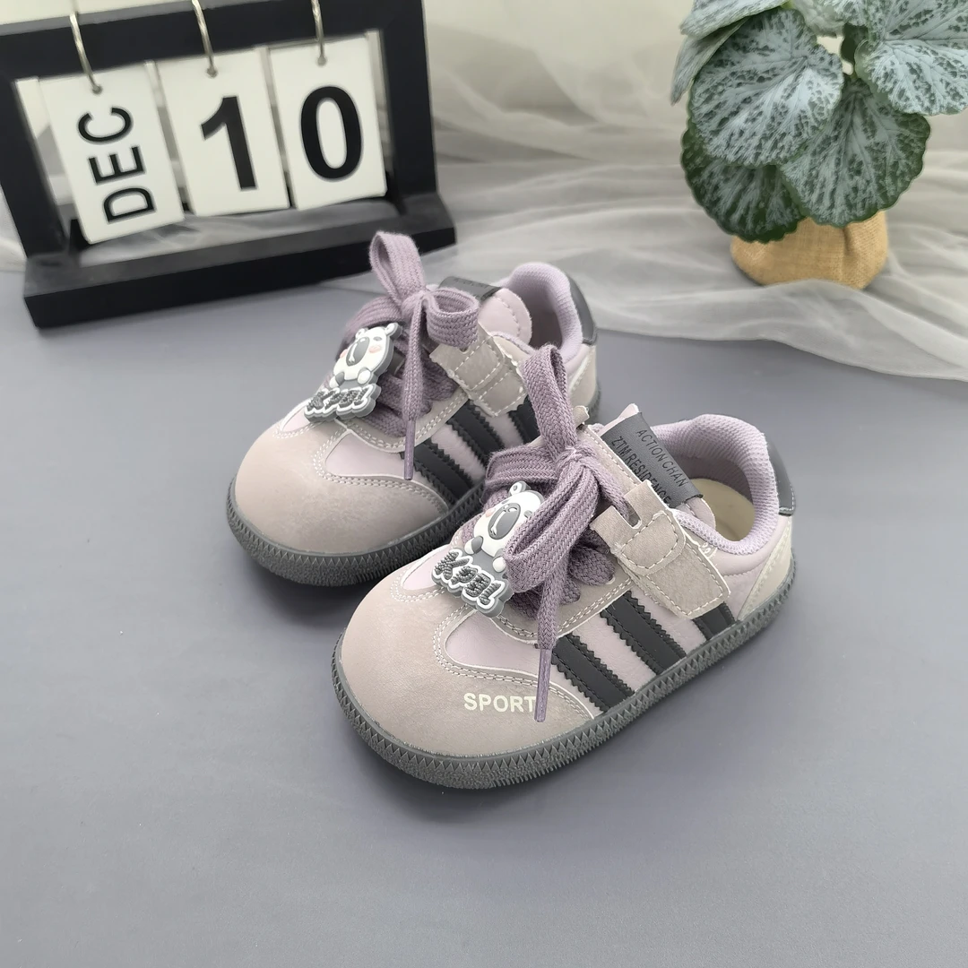 春秋男女童德训鞋防滑防臭运动板鞋小童可爱时尚