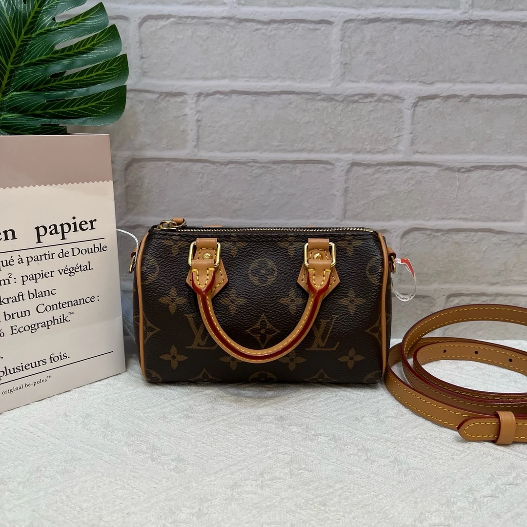 99新 LouisVuitton/路易威登 /老花speedynano/24年