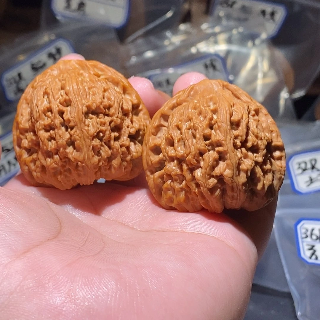 清***风文玩核桃吊坠44南疆