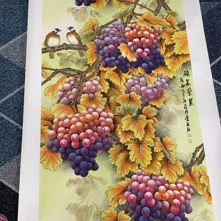 手绘作品等多种形式进行