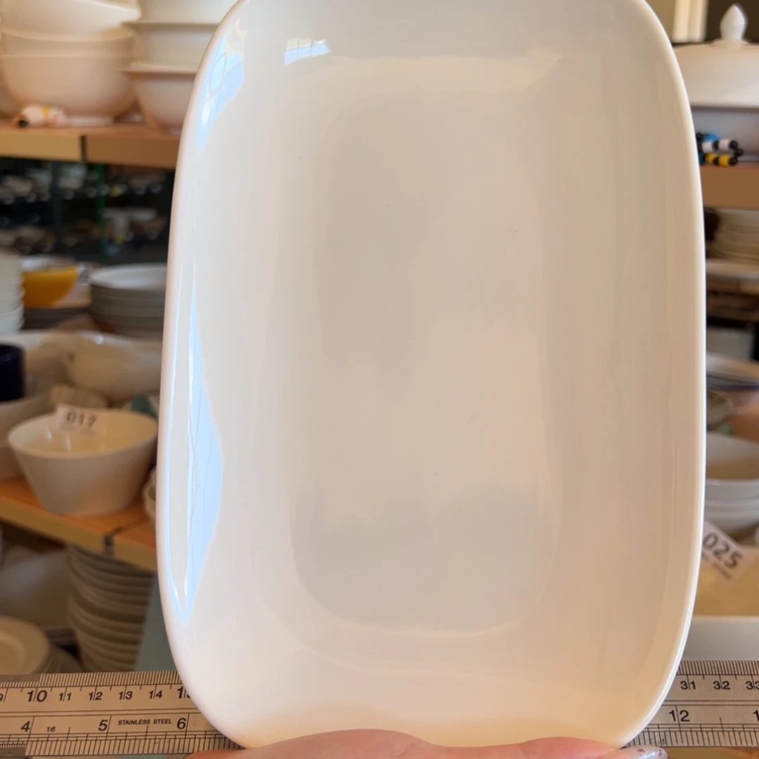 新骨瓷029微瑕暖白9.5寸长方盘
