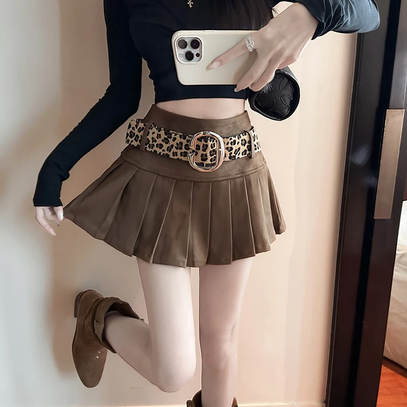 高级感鹿皮绒百褶短裙女辣妹新款2025秋冬潮流百搭修身咖色半身裙