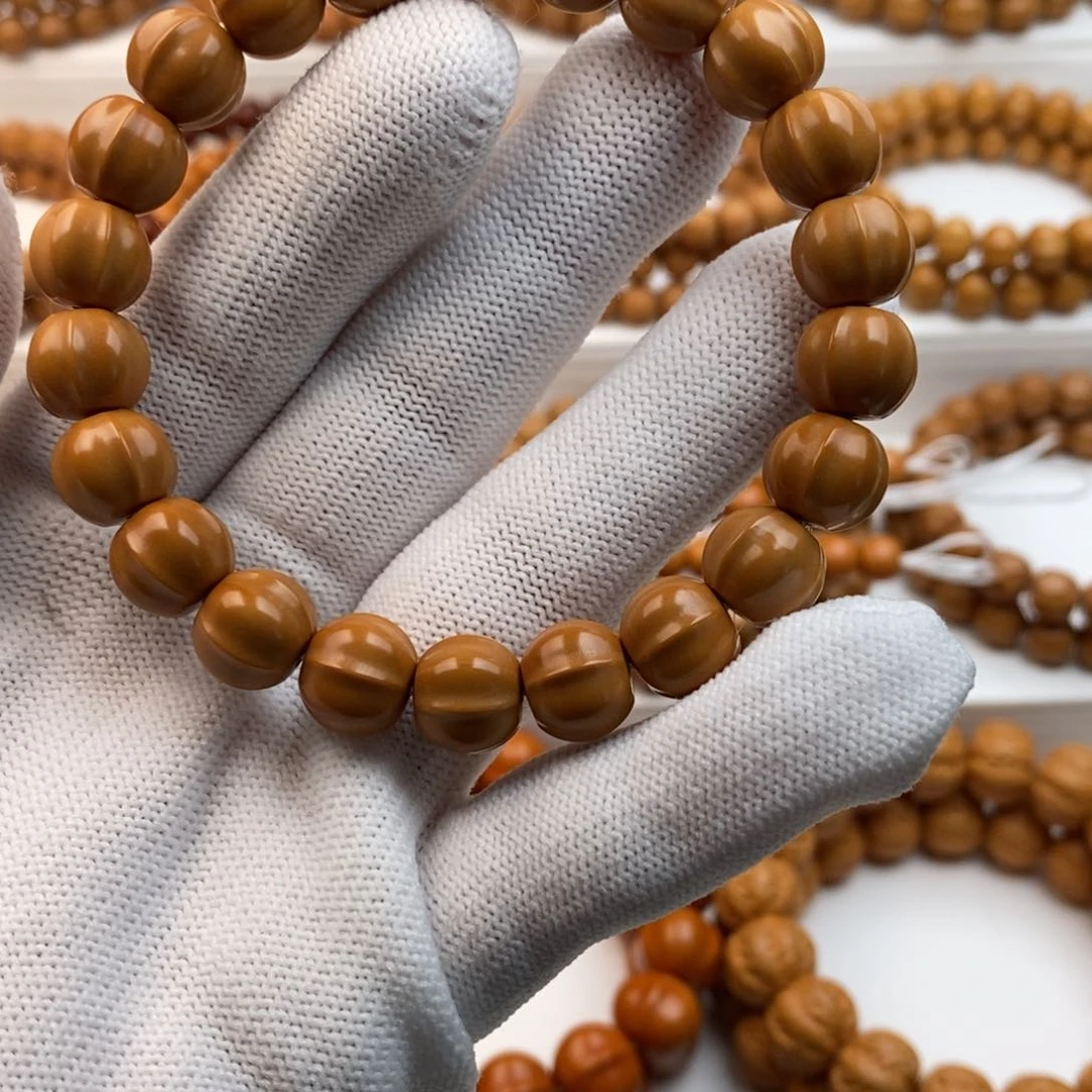 猴头核桃吊坠卡****y小鲨鱼