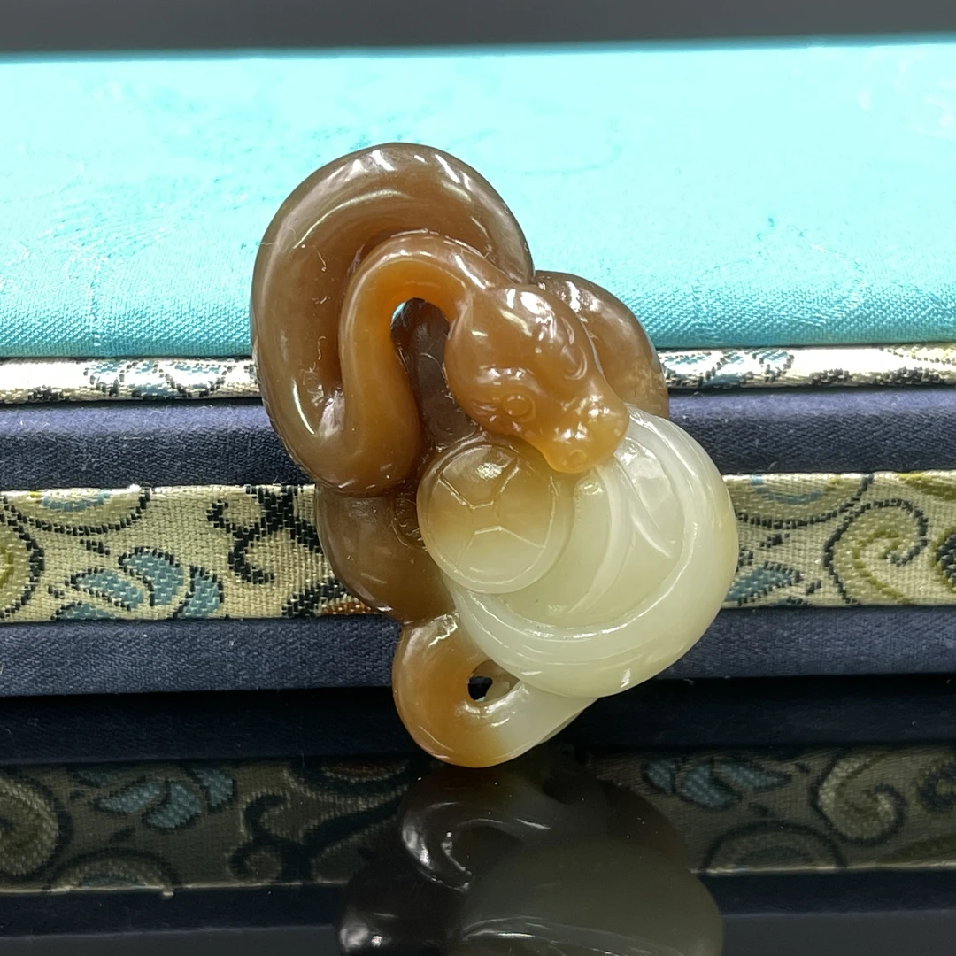 1222GY043和田玉挂件