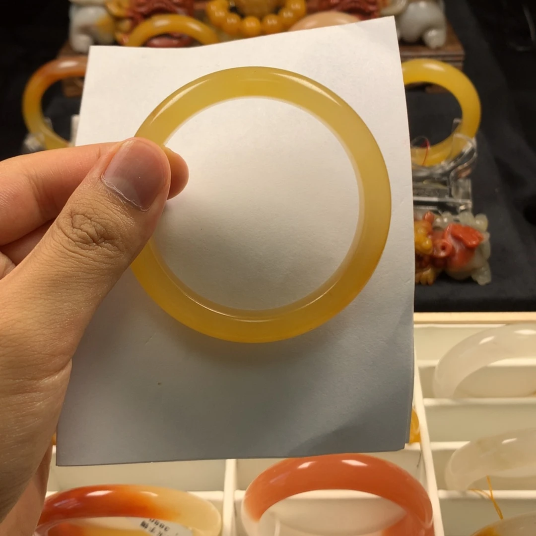 石英质玉（黄龙玉）未镶嵌手镯
