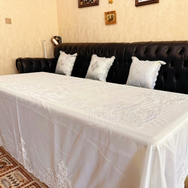 marjan纯白色桌布 6796和1790