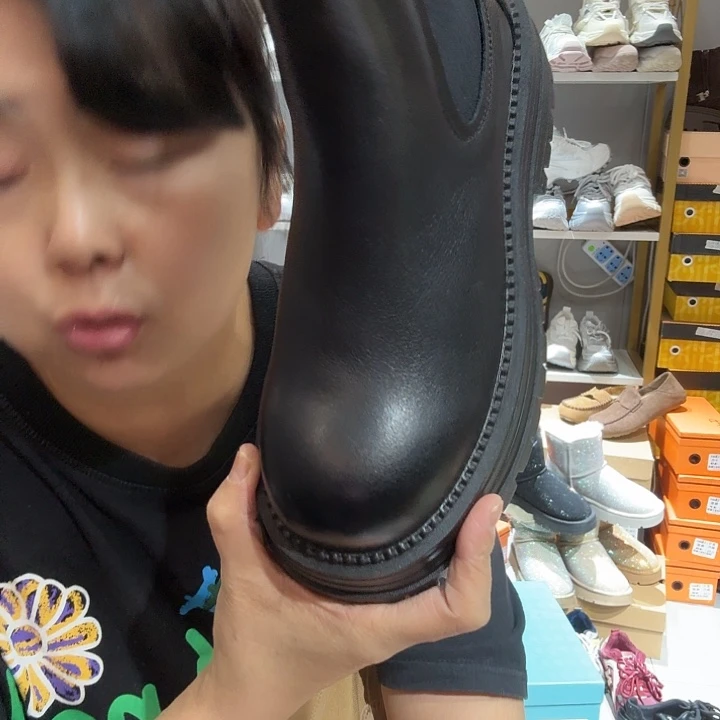 蘑***圈1678黑3666666666666