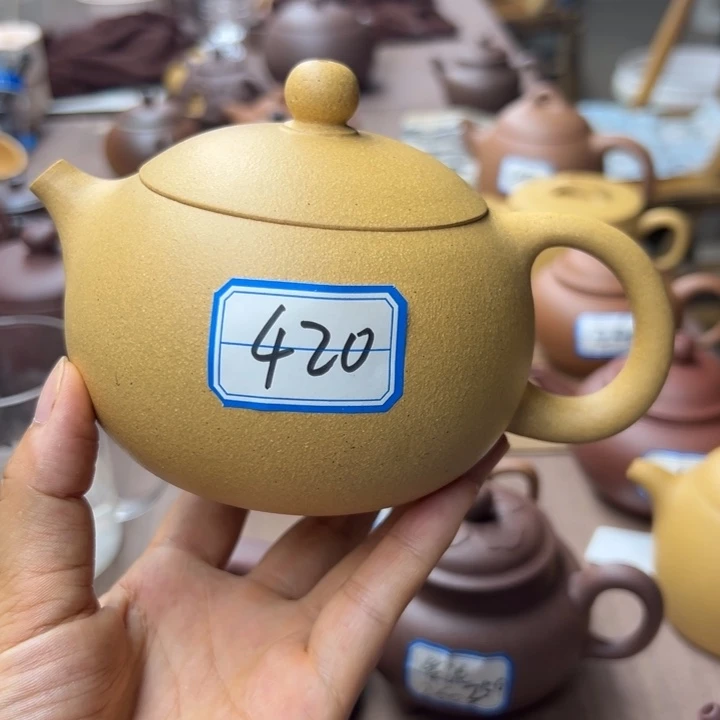 紫砂茶壶黄金段半手420