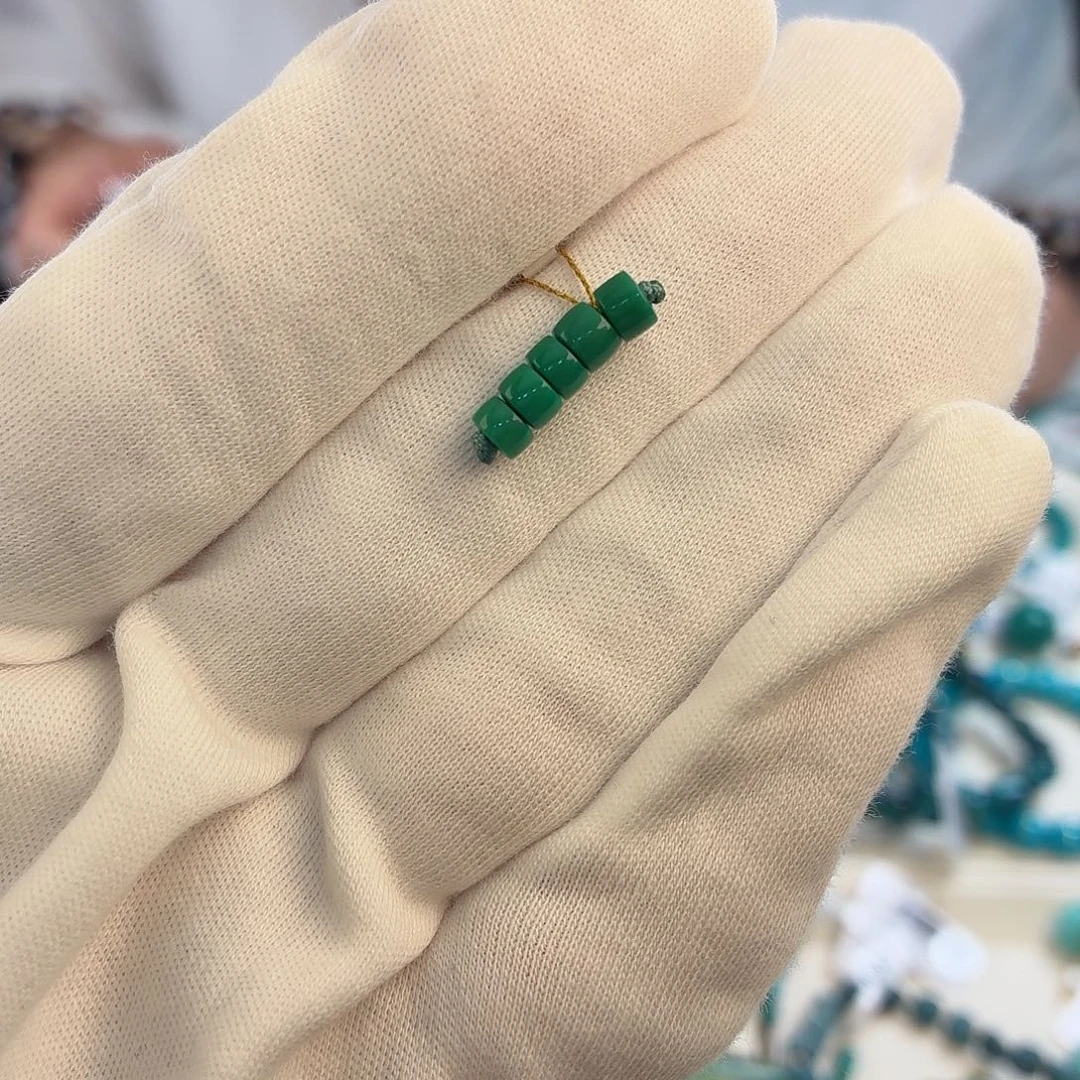 绿松石未镶嵌挂件4.5mm