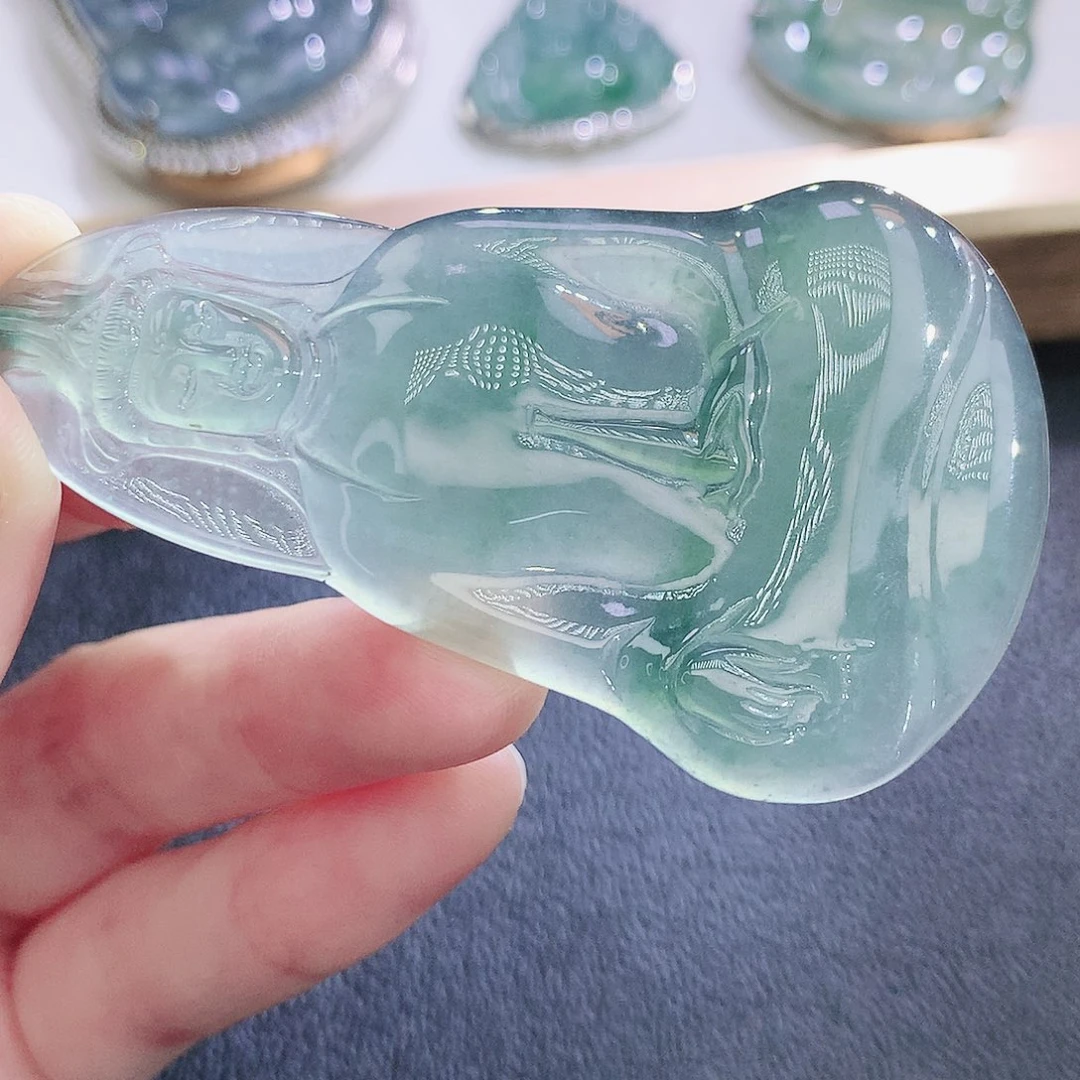 翡翠未镶嵌挂件翡翠