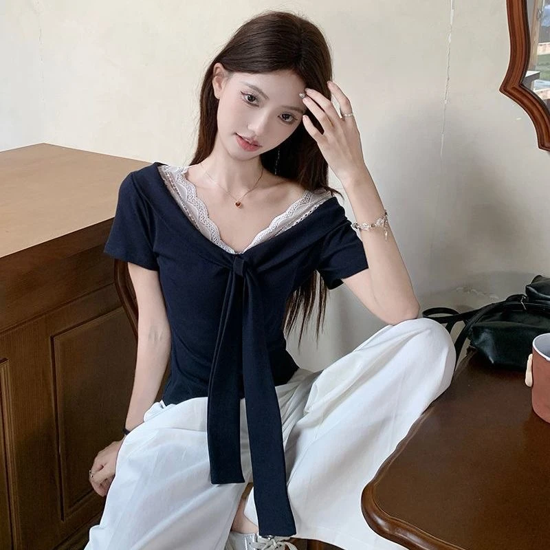 纯棉夏季爆款辣妹甜美蕾丝拼接修身小衫V领掐腰上衣显瘦短袖T恤女