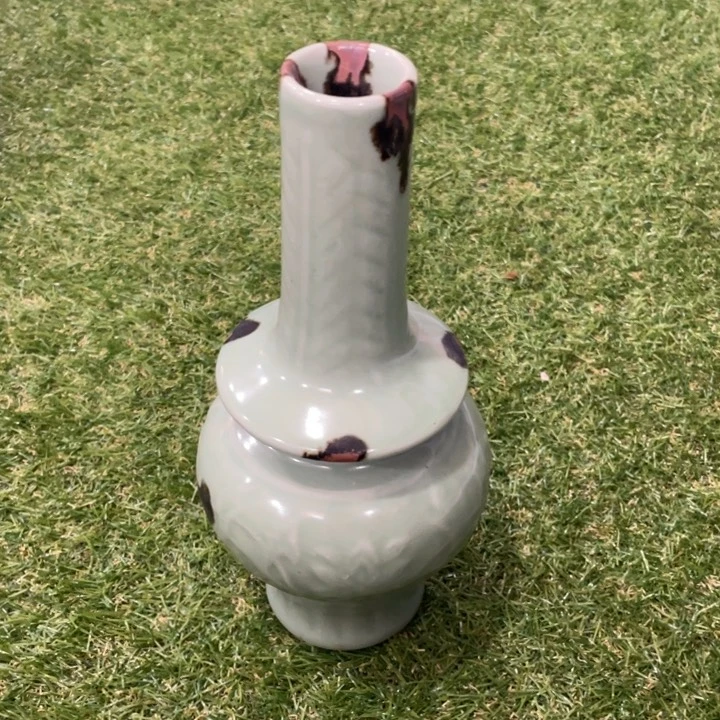 陶土龙泉粉青釉瓶