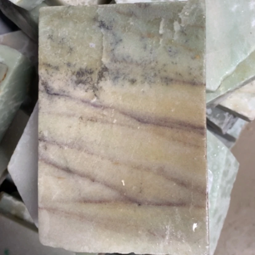 【闪购商品】未镶嵌手镯石英质玉金沙老豆绿草花