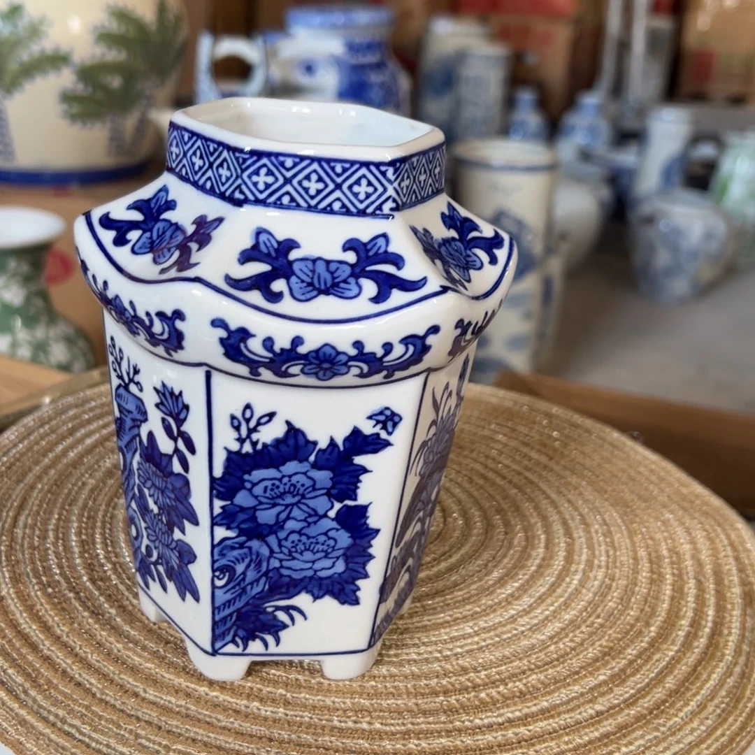 瓷片微瑕青花瓷器值得购买