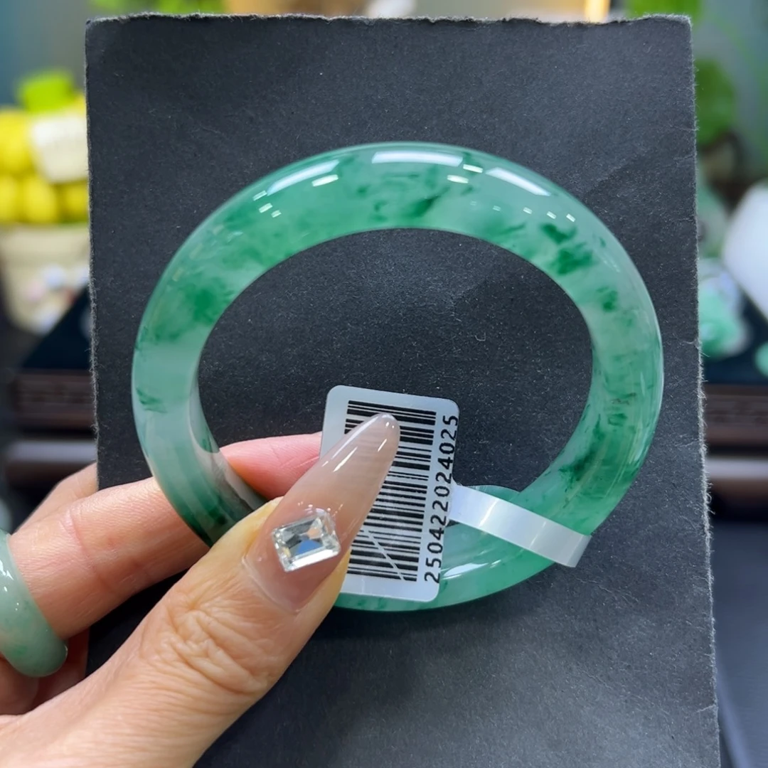 石英质玉（非洲翠）未镶嵌手镯56-57