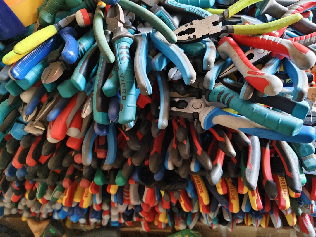 1093号居家日用五金工具手动工具其款式五金工具杂款以直播间为准