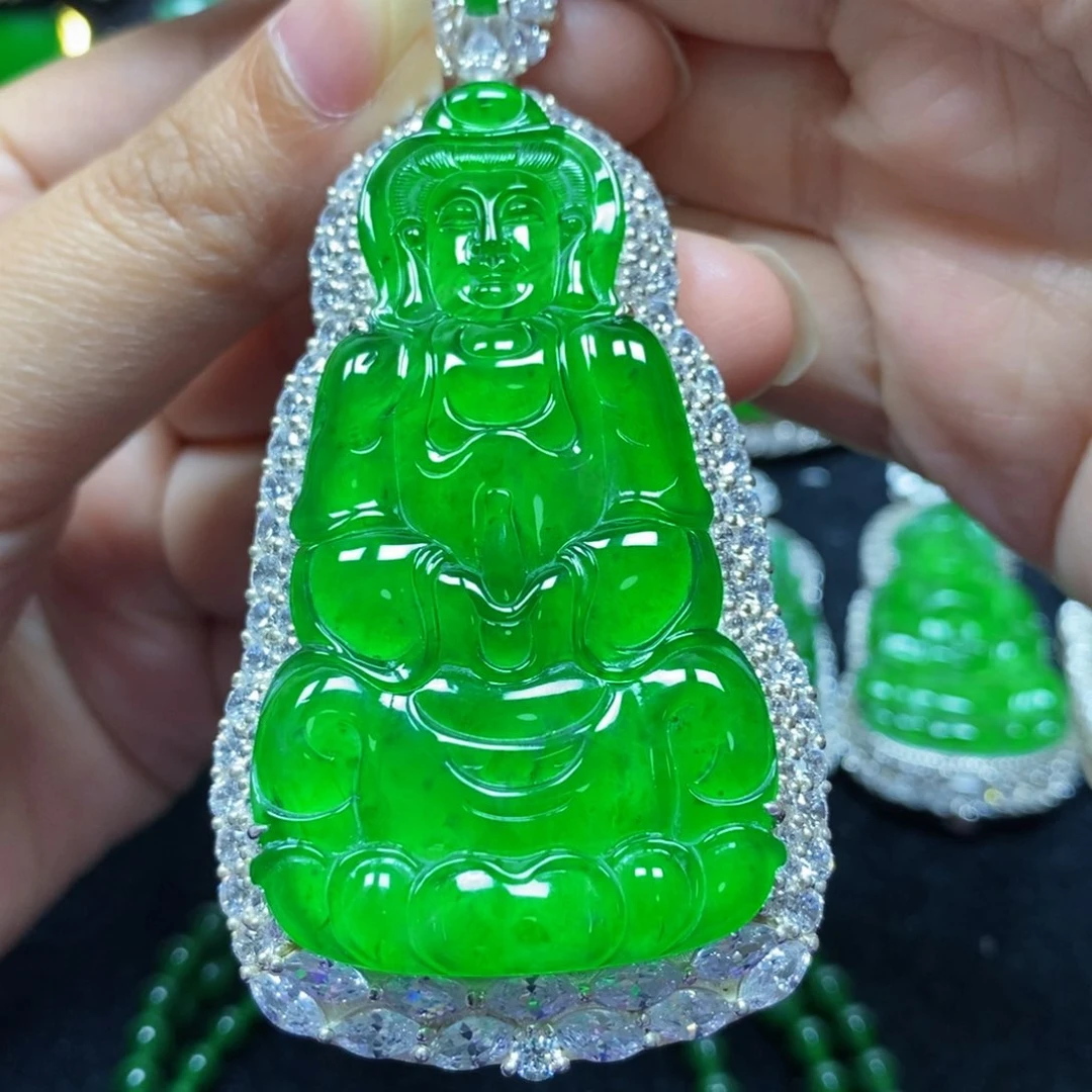 翡翠颈饰银S925镶嵌天然翡翠