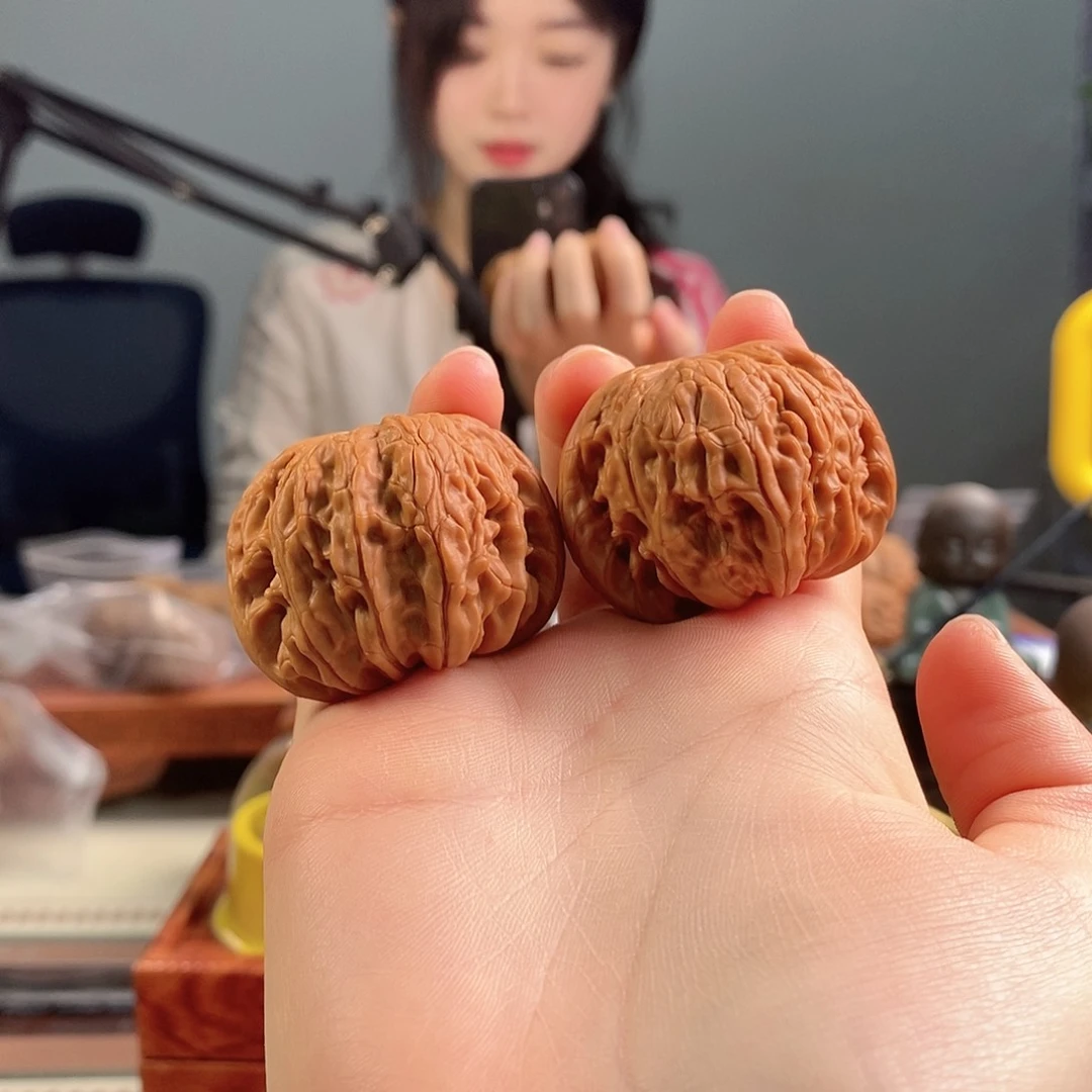 吊坠文玩核桃茄**鱼磨盘