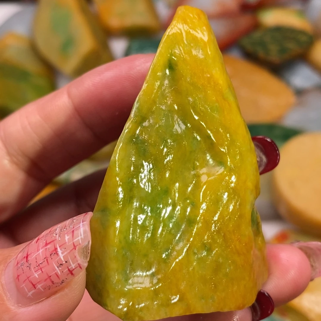 翡翠颈饰未镶嵌缅甸翡翠