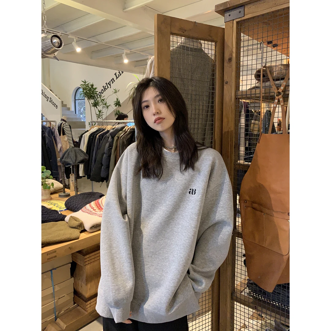 圆领卫衣女秋季宽松米白色慵懒风美式复古上衣