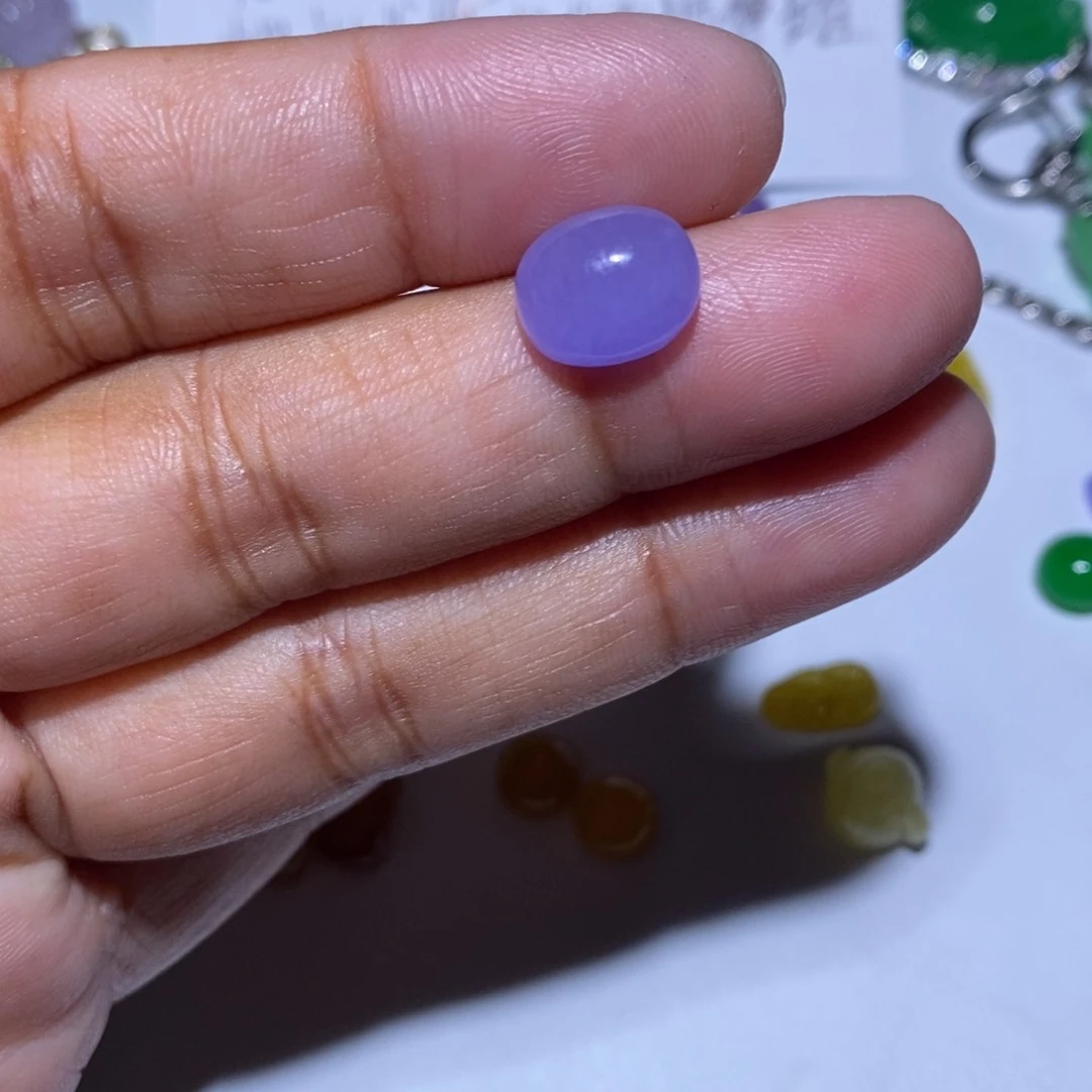 颈饰未镶嵌翡翠虚**燕