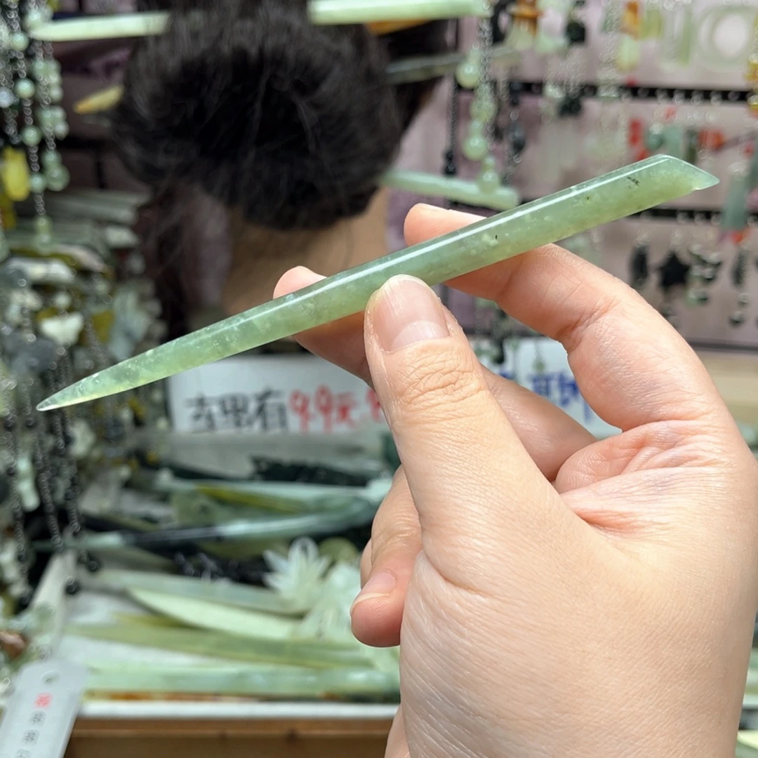 蛇纹石玉未镶嵌发饰长度15厘米左右