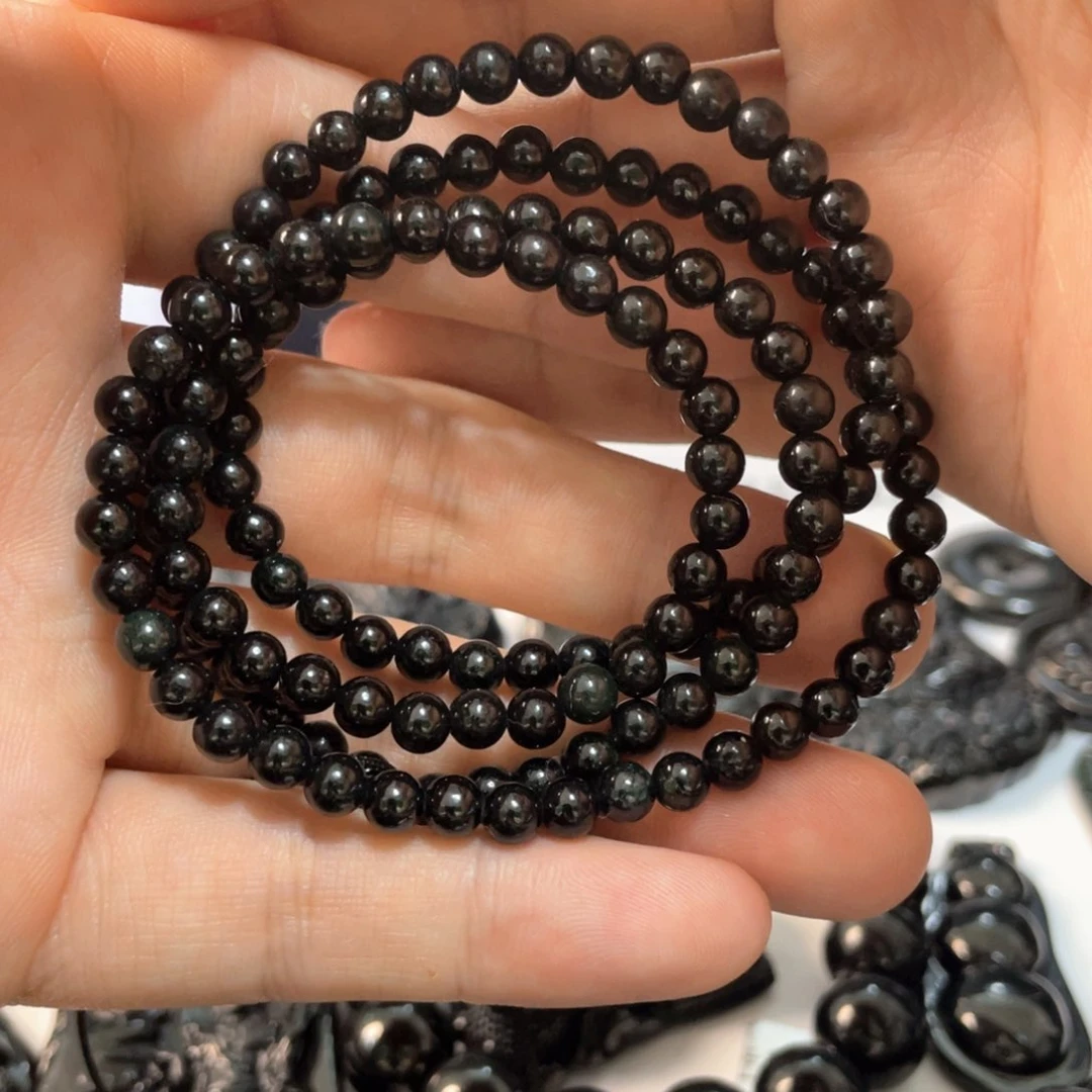 翡翠未镶嵌吊坠(不含链)卡5左右