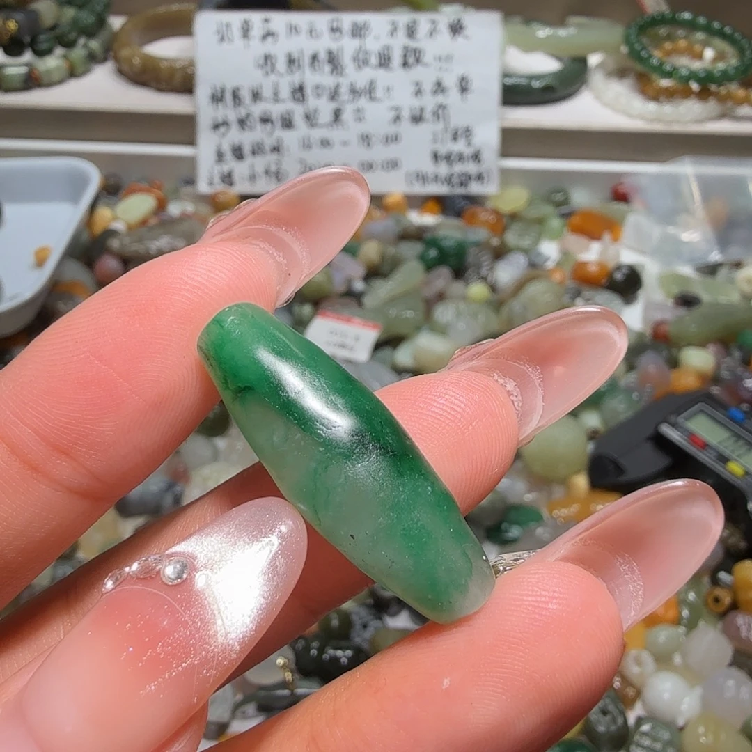 和田玉未镶嵌珠宝奇石