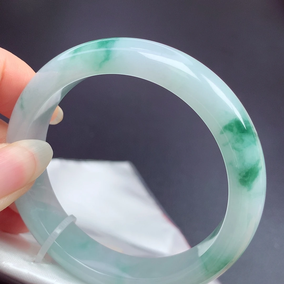 翡翠未镶嵌手镯54.6圈口