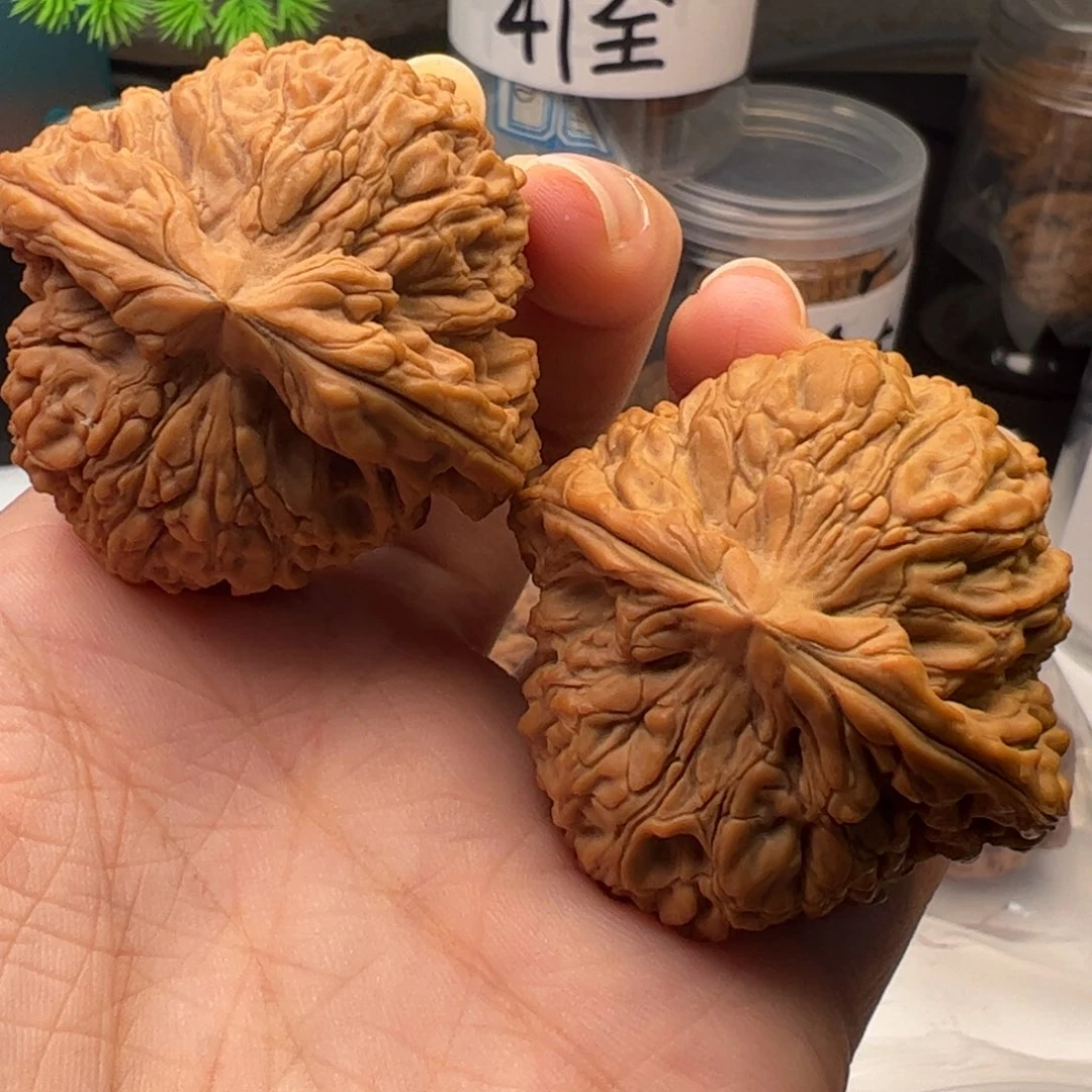 总***吧吊坠文玩核桃南疆45